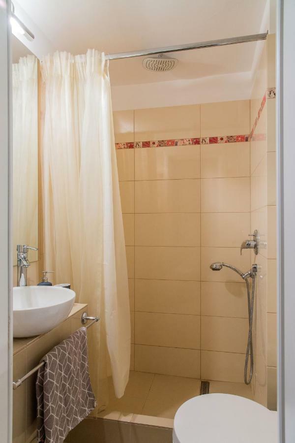 Spacious Downtown Apartment - Old Town Βουκουρέστι Εξωτερικό φωτογραφία
